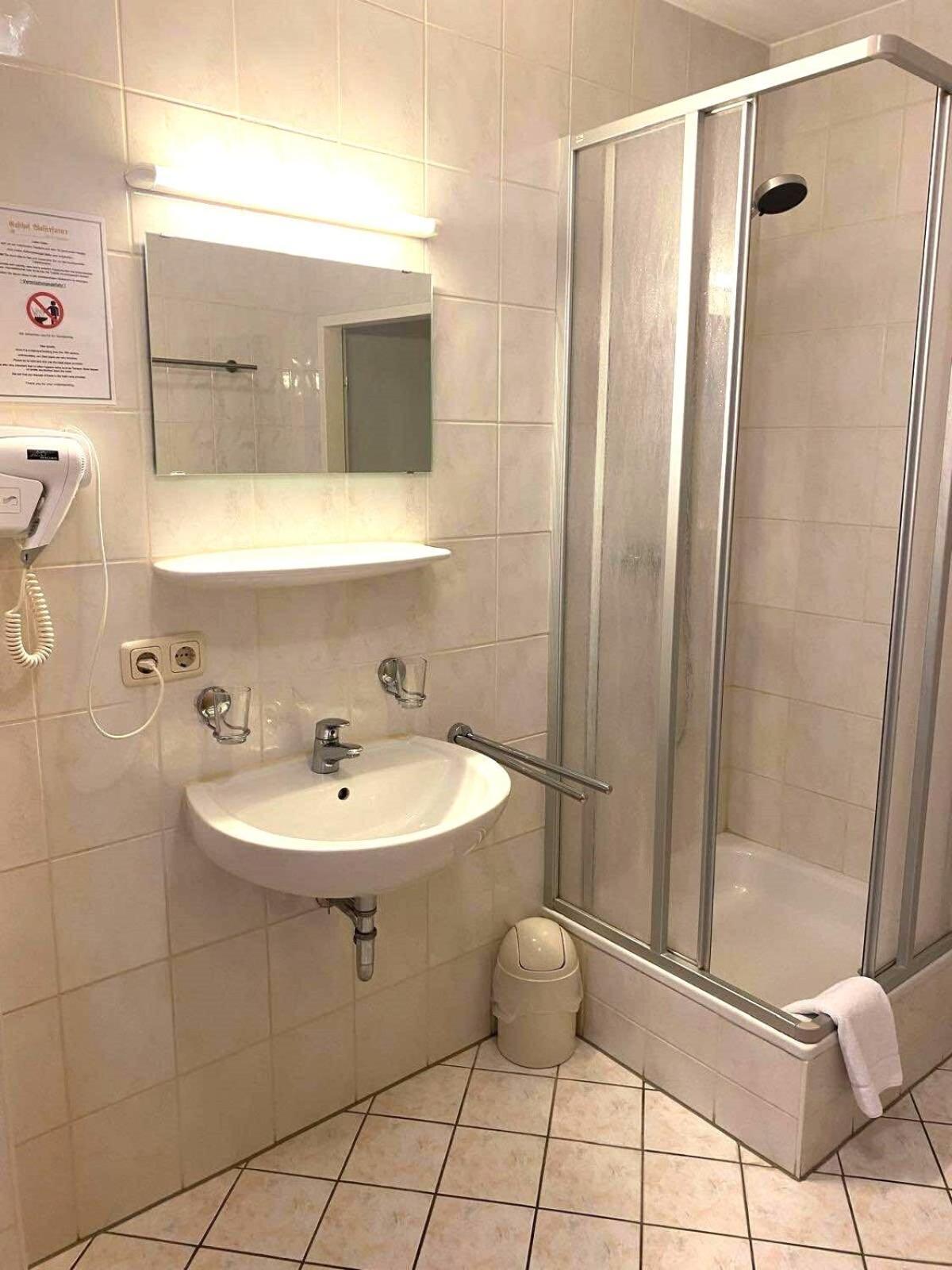 Gasthof Wolferstetter Vilshofen an der Donau Room photo